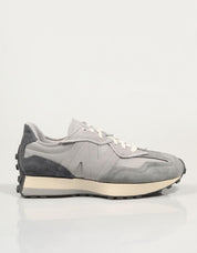 Tênis NEW BALANCE U327 em branco