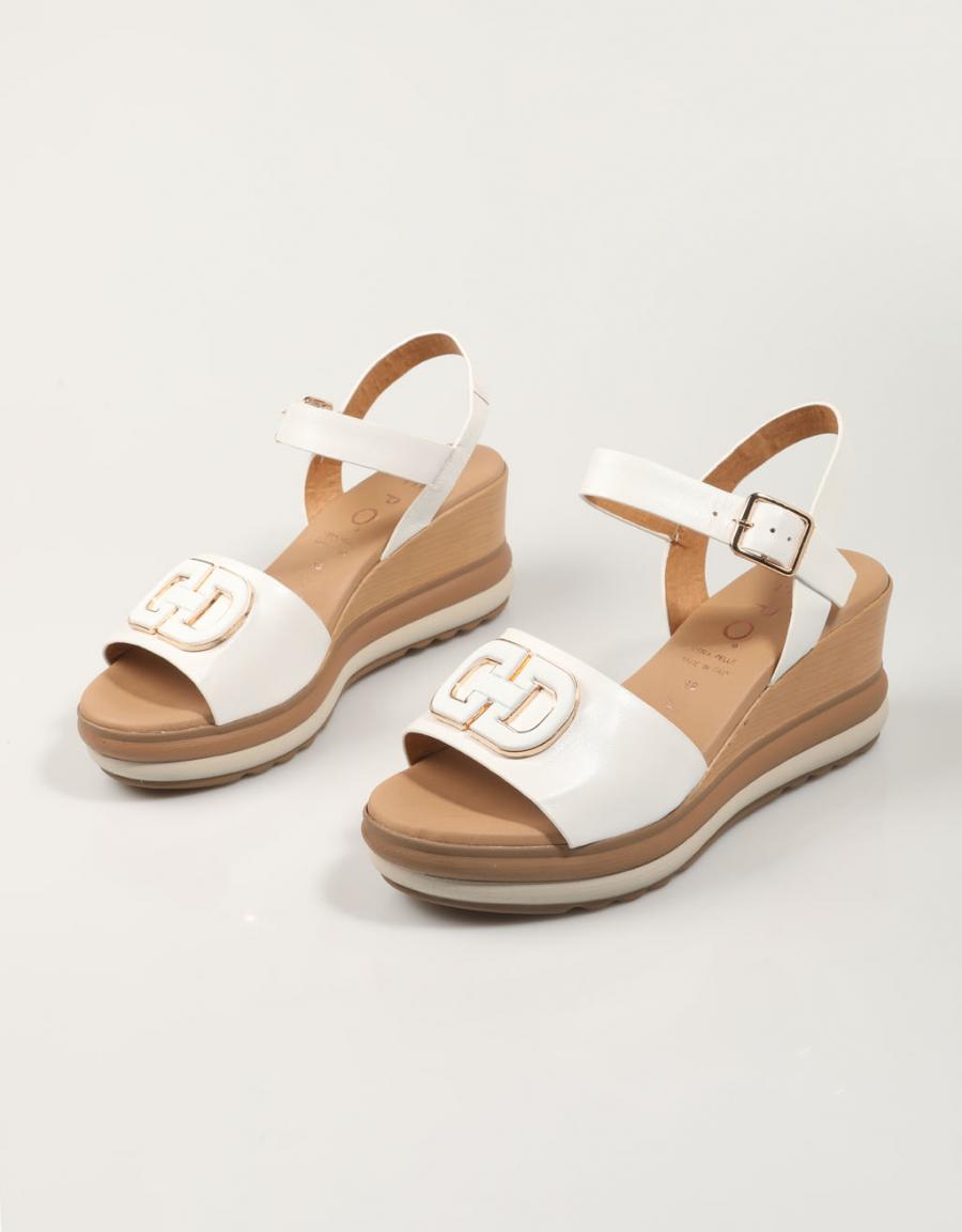 SANDALIAS LA REPO 20281 en color Blanco