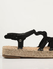 SANDALIAS XTI 141272 en color Negro