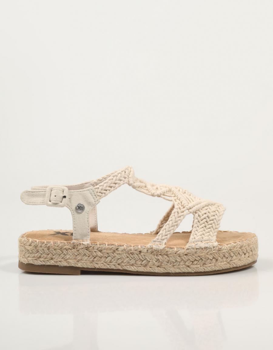 SANDALIAS XTI 141272 en color Hielo