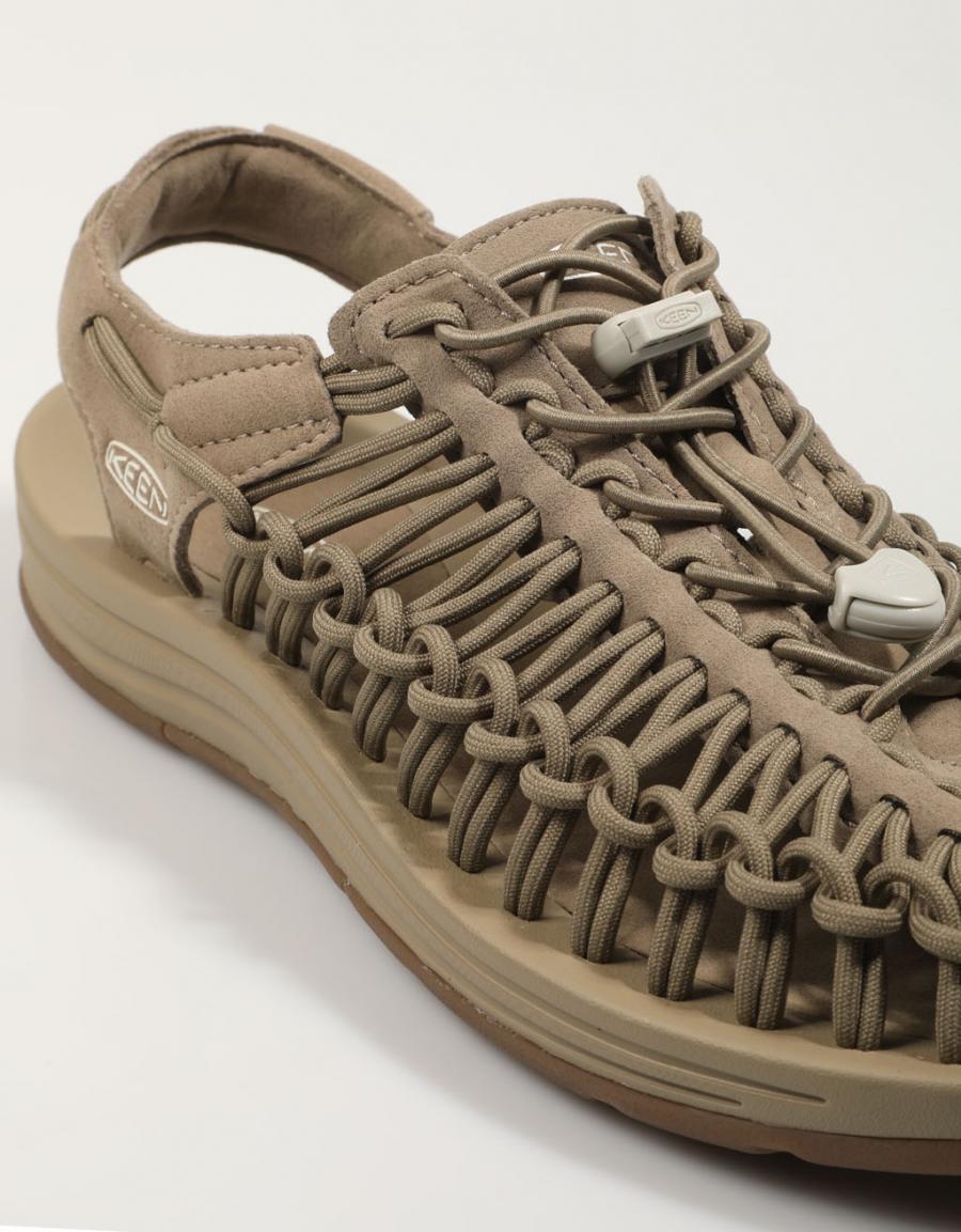SANDALIAS KEEN UNEEK en color Taupe