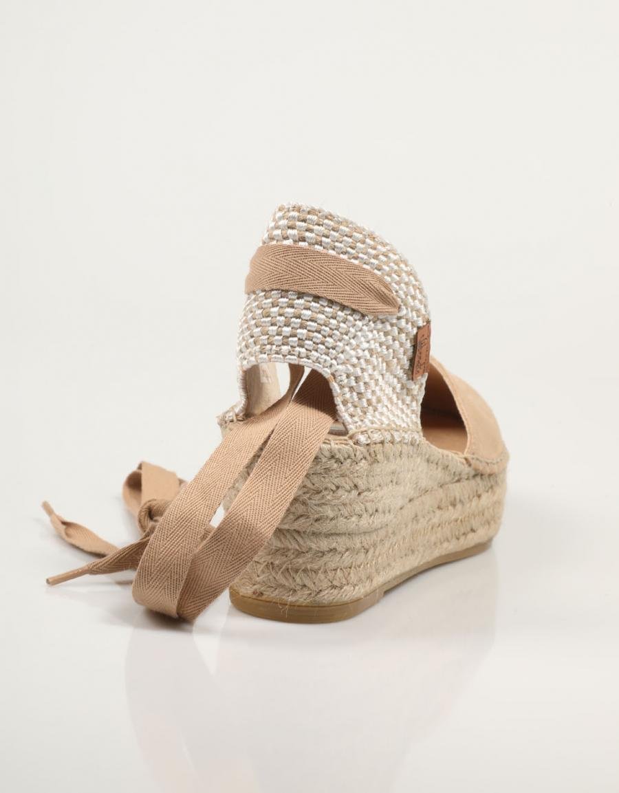 SANDALIAS VIDORRETA 14200 en color Taupe