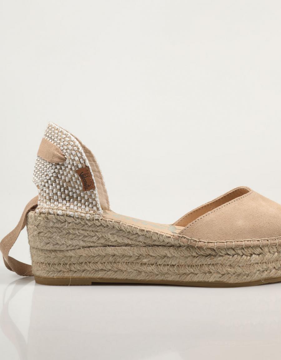 SANDALIAS VIDORRETA 14200 en color Taupe