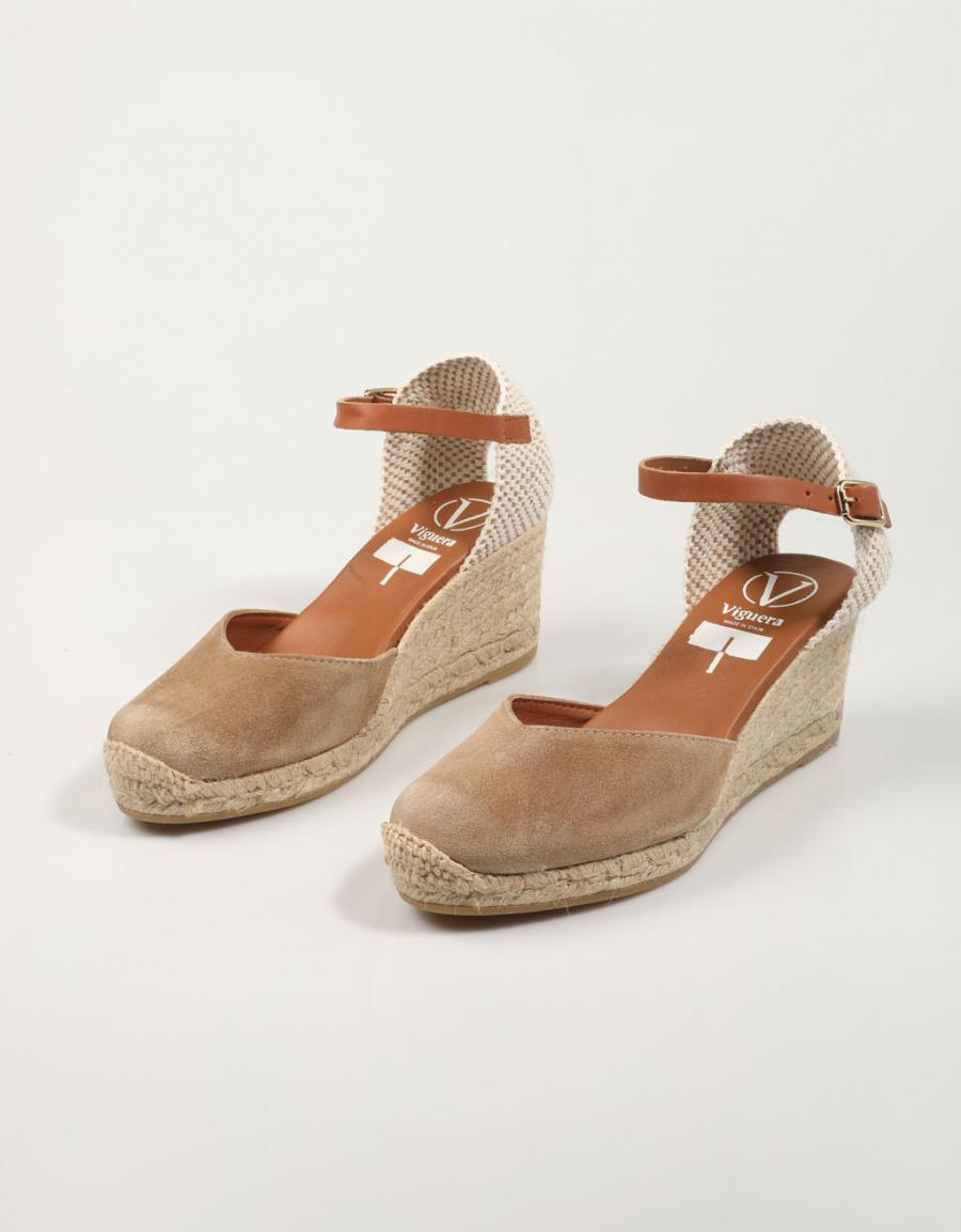 SANDALIAS LUCIA VIGUERA 2012 en color Beige