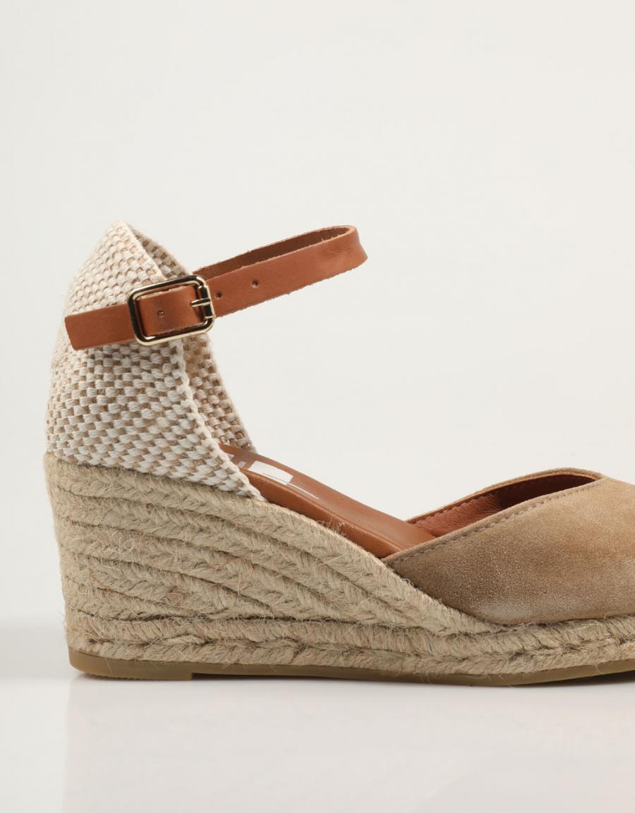 SANDALIAS LUCIA VIGUERA 2012 en color Beige