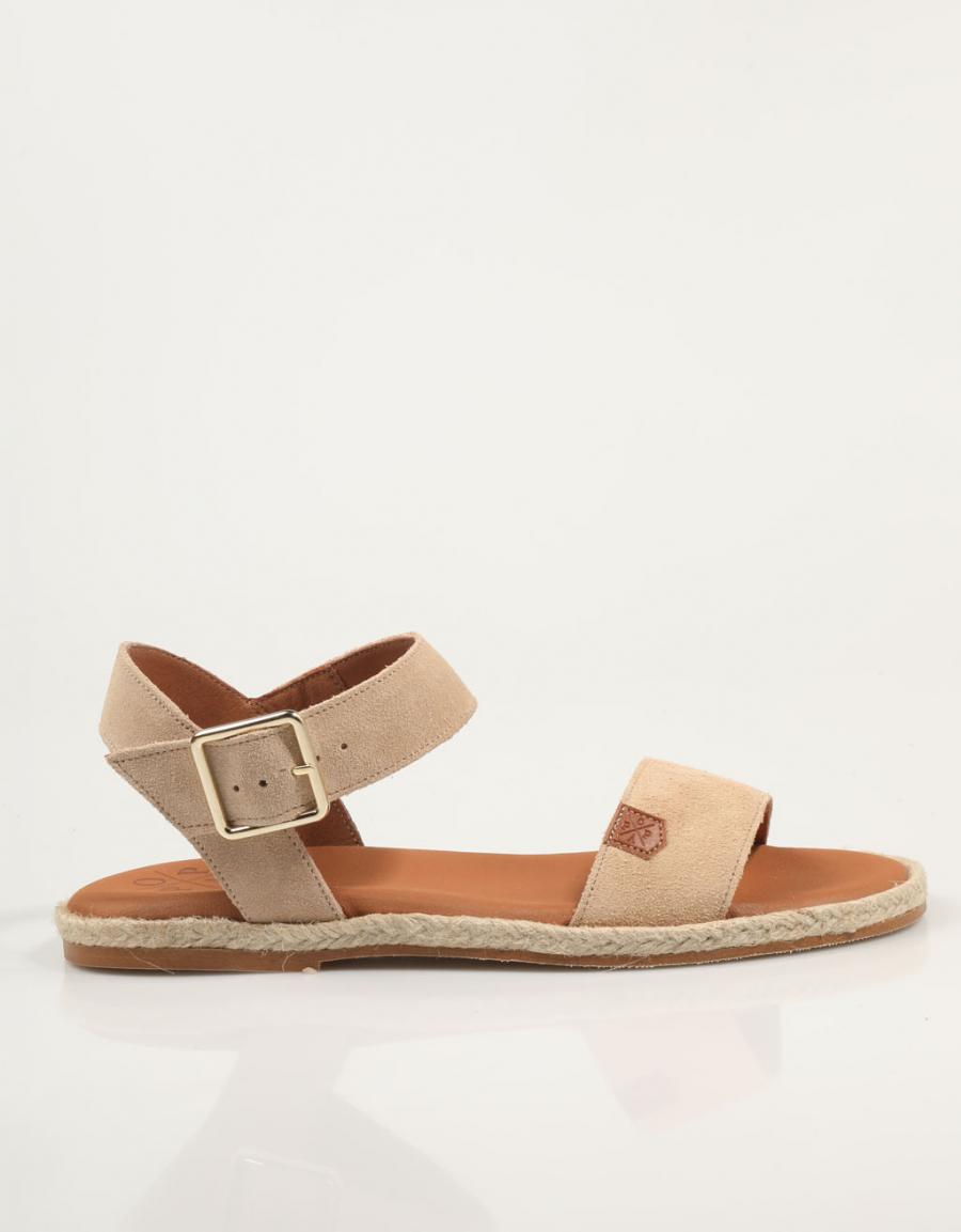SANDALIAS POPA BUCEGI SERRAJE en color Beige