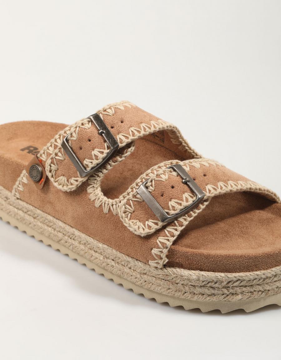 SANDALIAS REFRESH 171950 en color Cuero