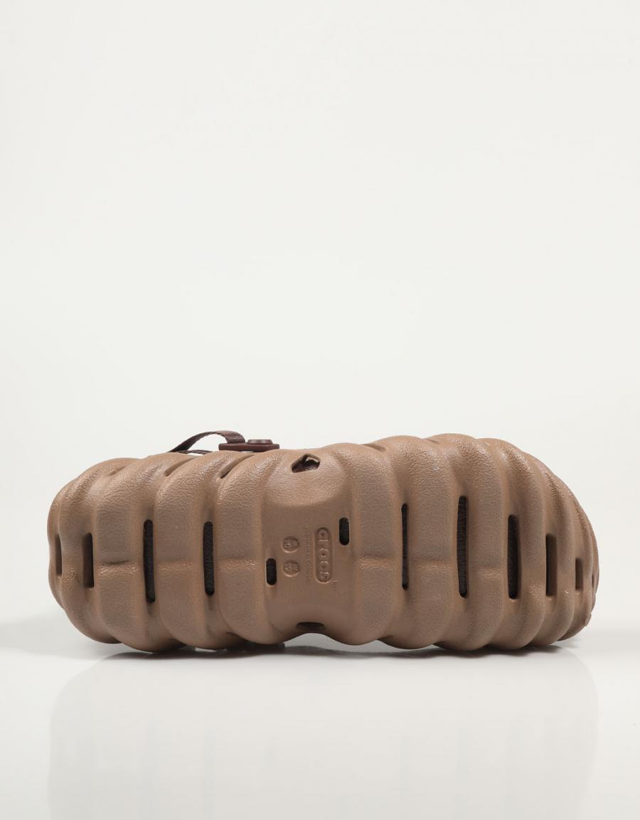 ZUECOS CROCS 207937 ECHO CLOG en color Taupe