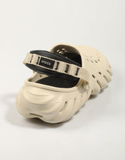 Crocs 207937 entupimentos em bege