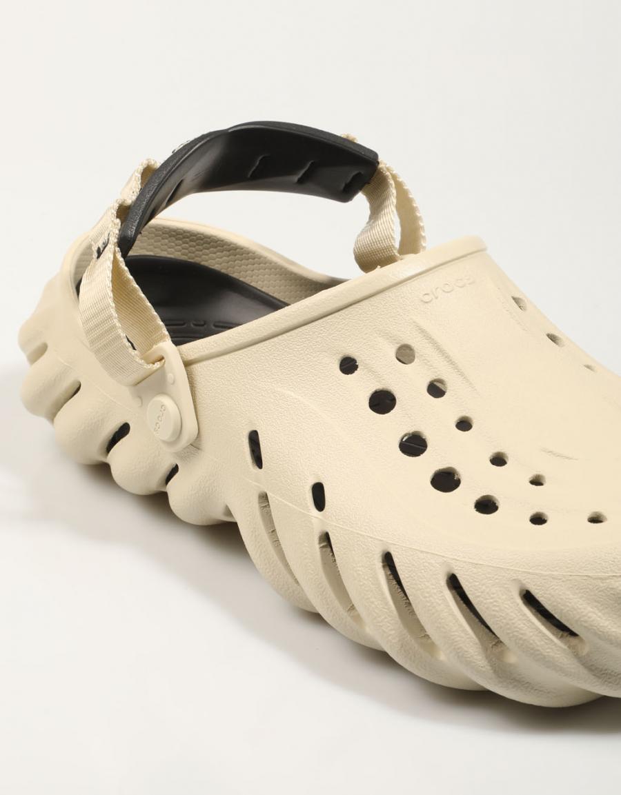 Crocs 207937 entupimentos em bege