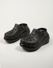ZUECOS CROCS 207988 CLASSIC MEGA CRUSH CLOG en color Negro