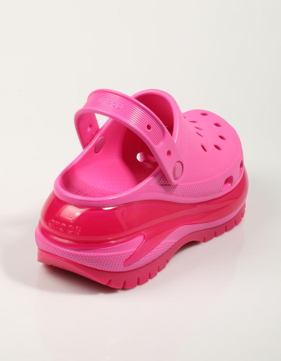 Clogs CROCS 2027988 CLASSIC MEGA CRUSH CLOG en color Fuxia