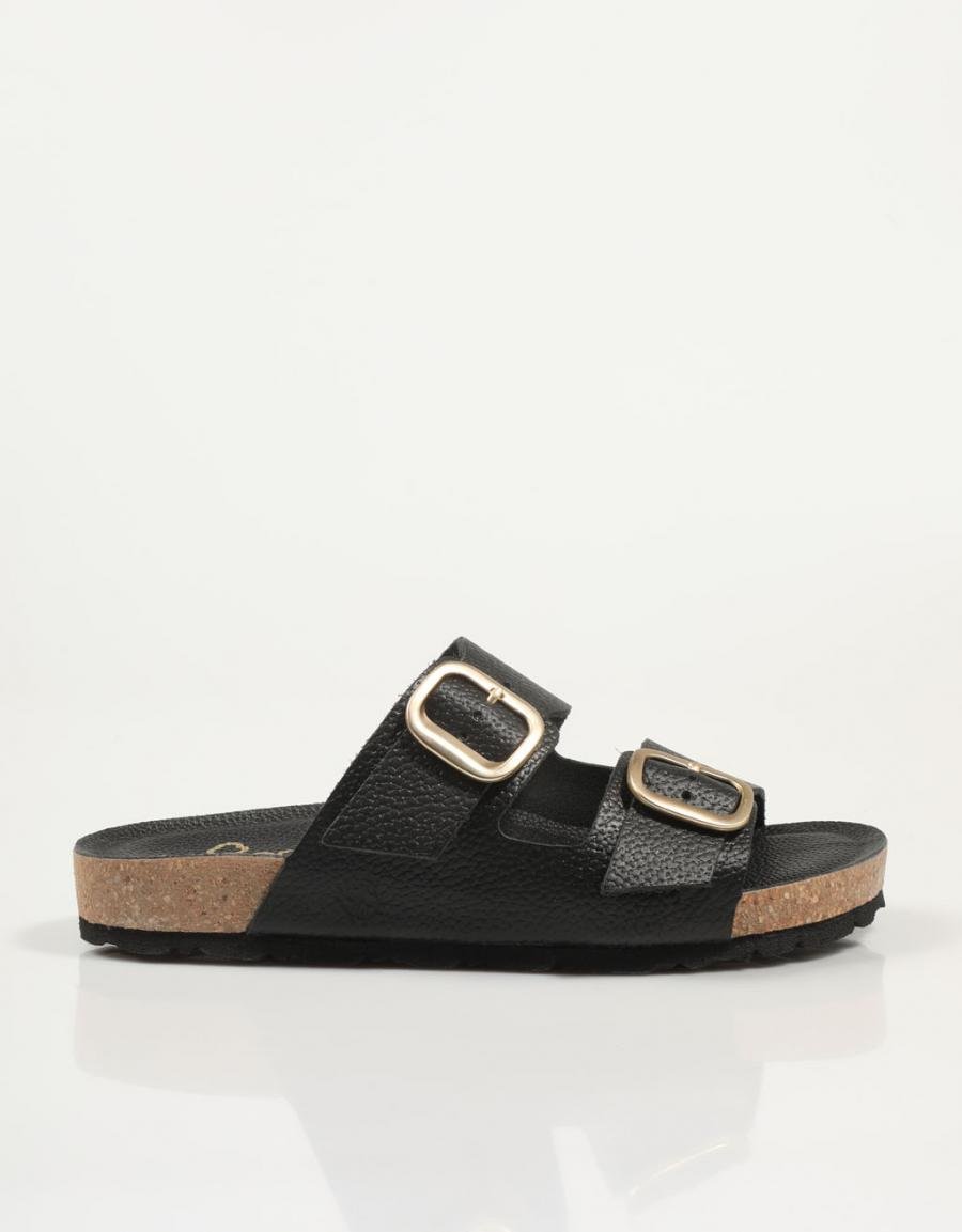 SANDALIAS YOKONO JERBA 700 en color Negro