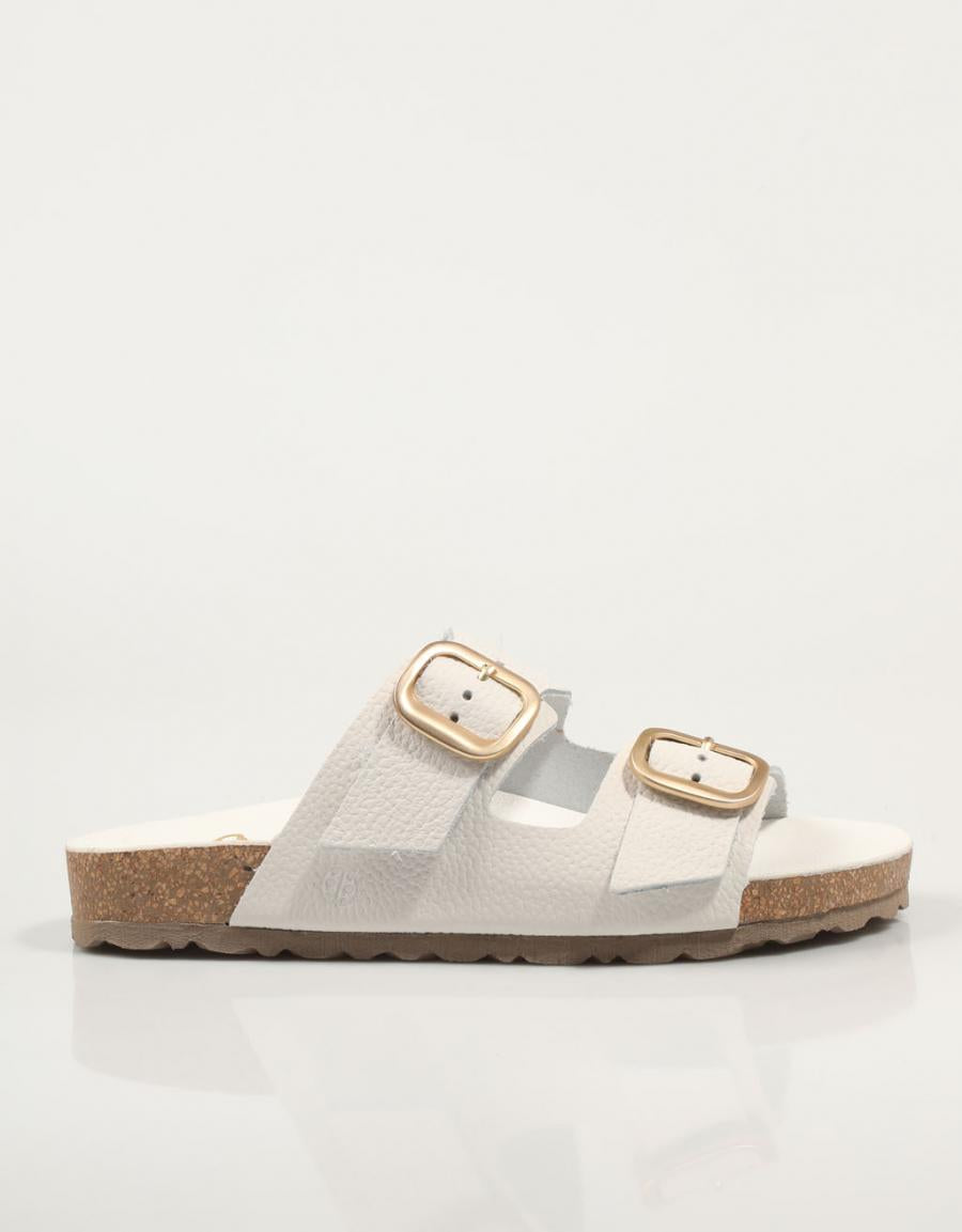 SANDALIAS YOKONO JERBA 700 en color Blanco