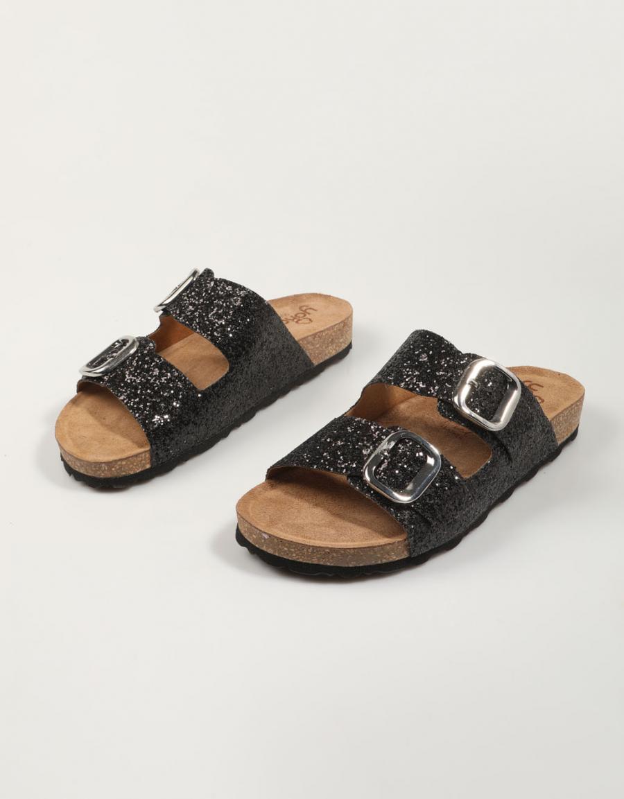 Sandales Yokono Jerba 700 en couleur noire