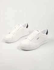 ZAPATILLAS LEV AMBER en color Blanco