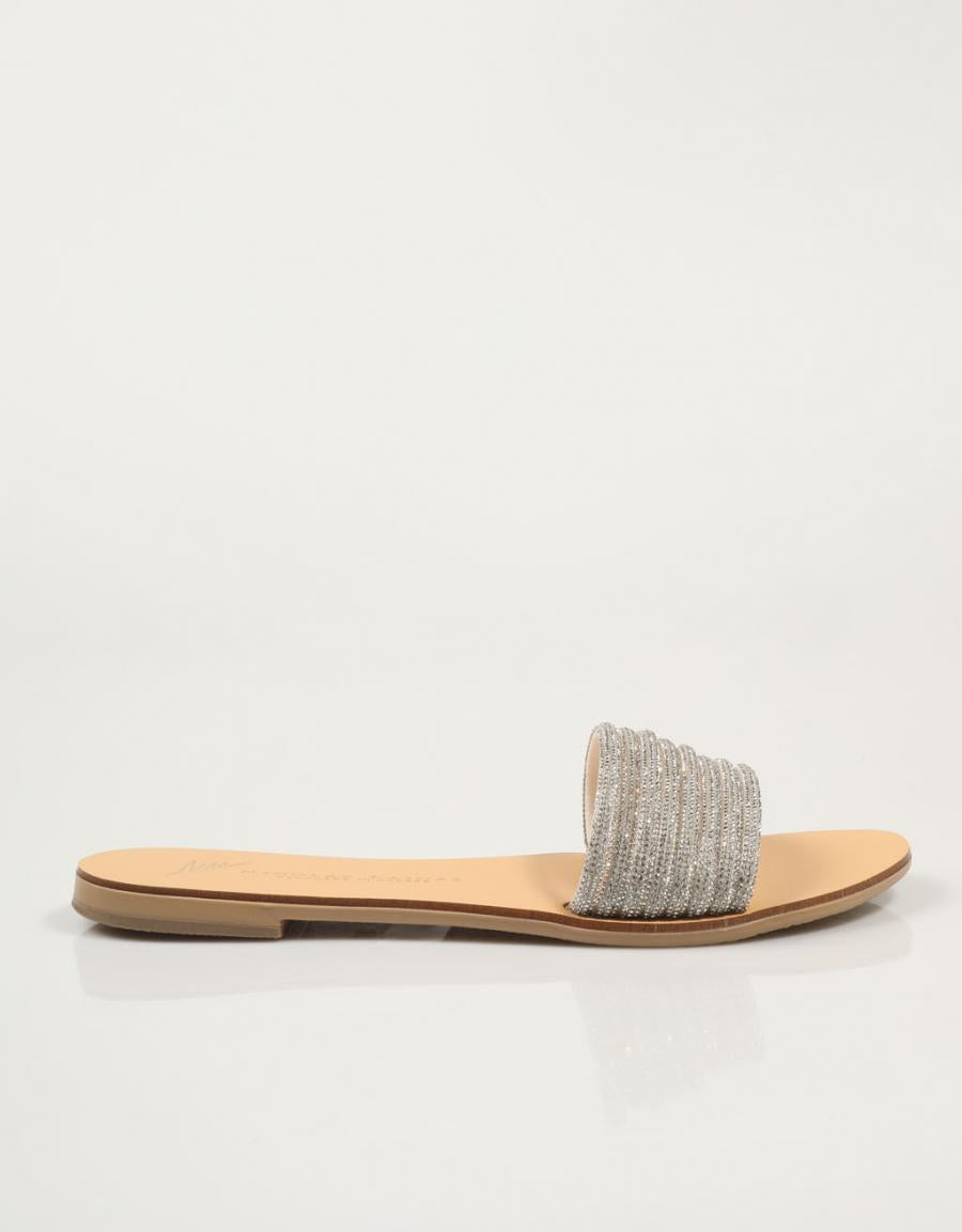 SANDALIAS NICOLAS LAINAS 4 TC en color Plata