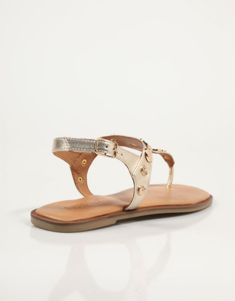 SANDALIAS INUOVO 981D61 en color Platino