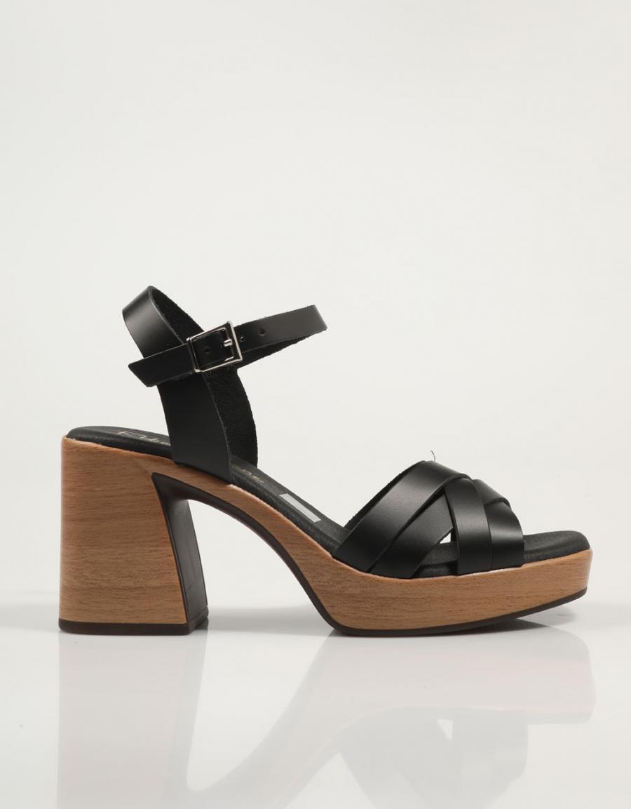 SANDALIAS REBECCA HOPE 5398 en color Negro