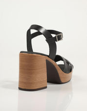 SANDALIAS REBECCA HOPE 5398 en color Negro