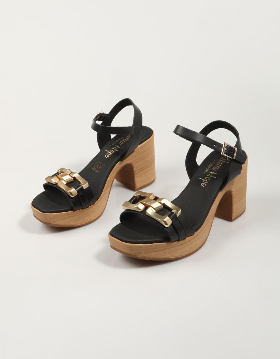 SANDALIAS REBECCA HOPE 5391 en color Negro