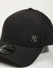 Cap NEW ERA Flawless 9Forty in black color