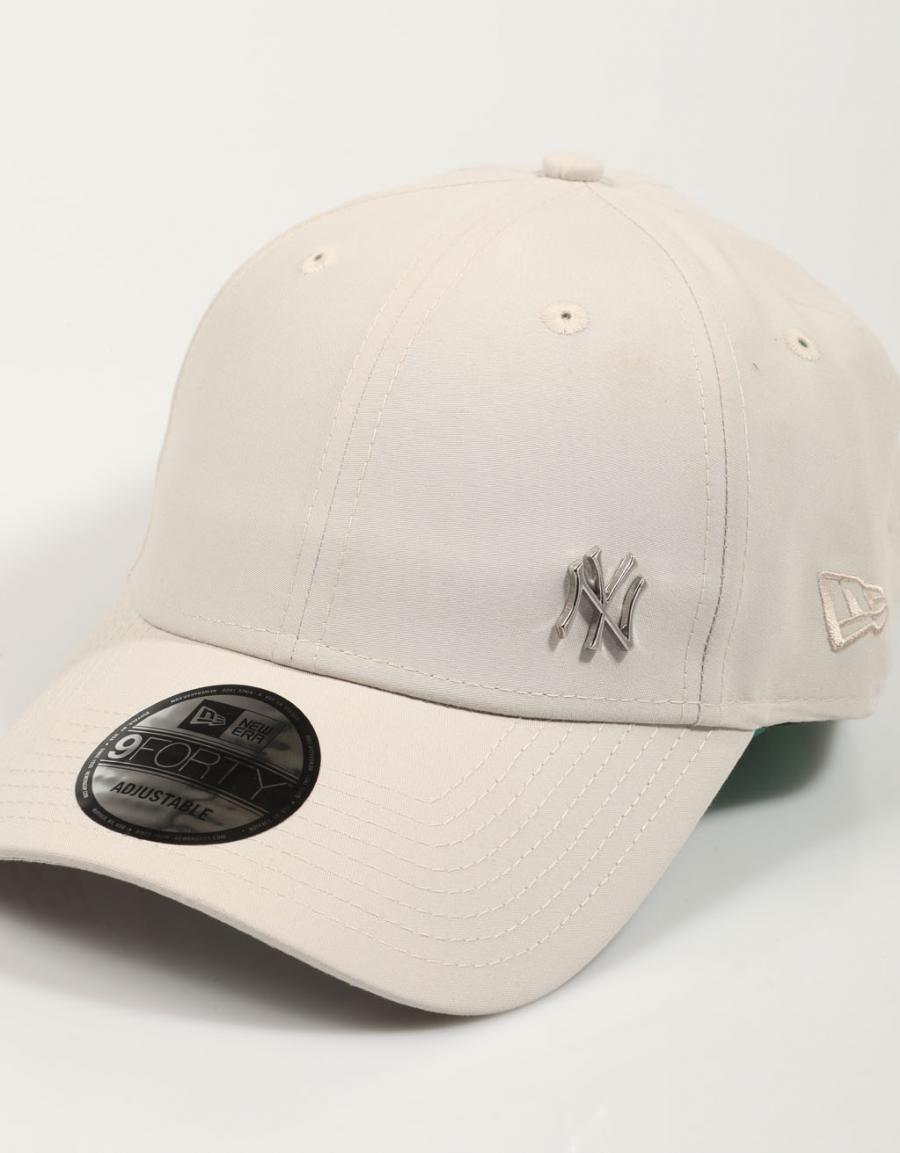 Cap NEW ERA Flawless 9Forty in beige color