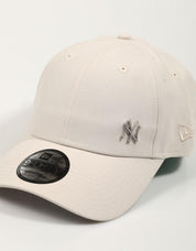 Cap NEW ERA Flawless 9Forty in beige color