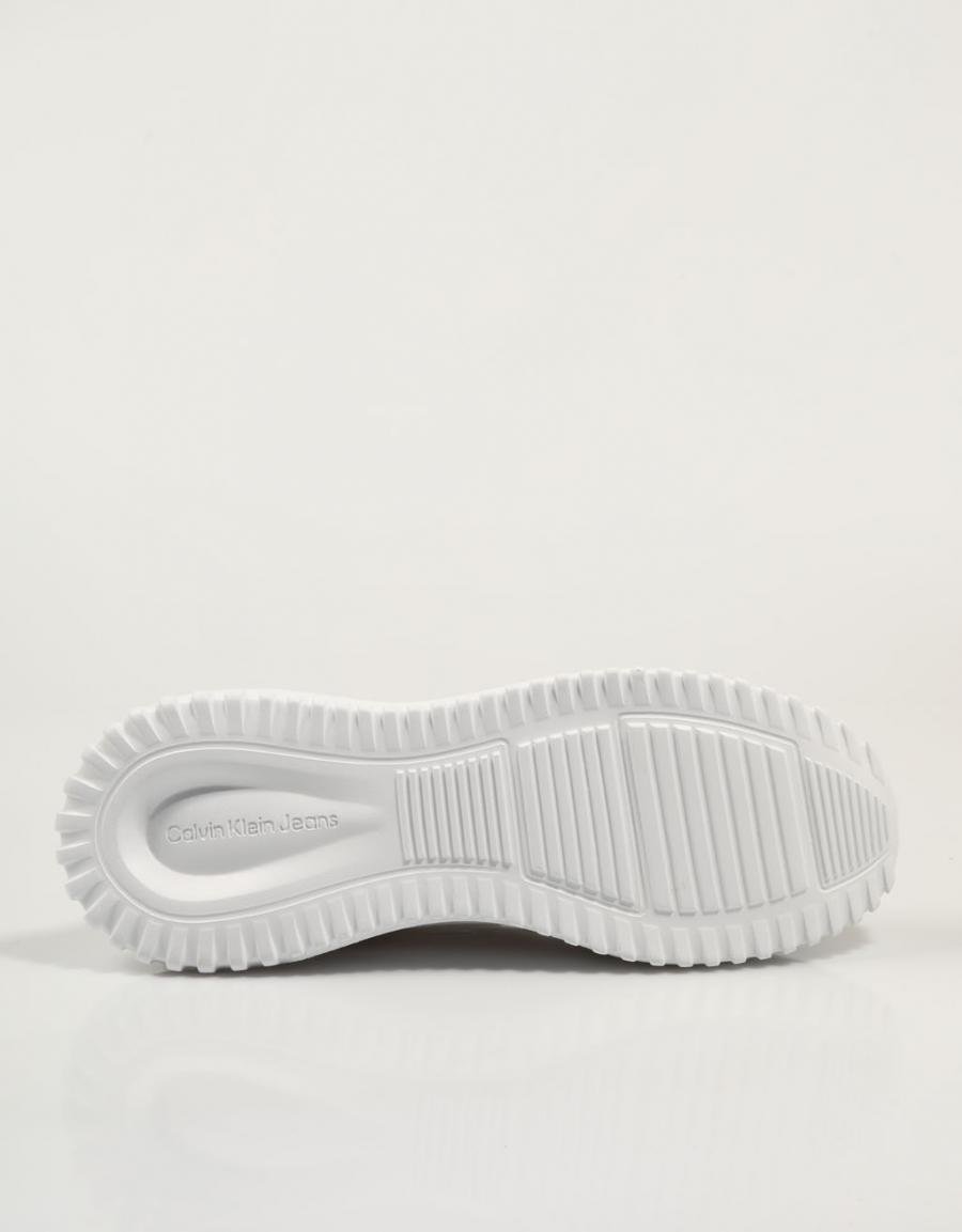 ZAPATILLAS CALVIN KLEIN EVA RUNNER LOW LACE MIX ML WN en color Beige