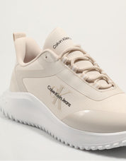 ZAPATILLAS CALVIN KLEIN EVA RUNNER LOW LACE MIX ML WN en color Beige