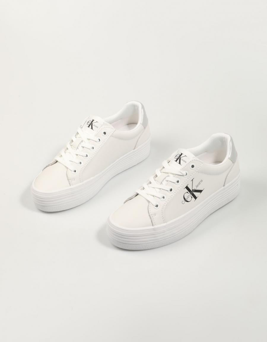 ZAPATILLAS CALVIN KLEIN VULC FLATFORM LACEUP LTH en color Blanco