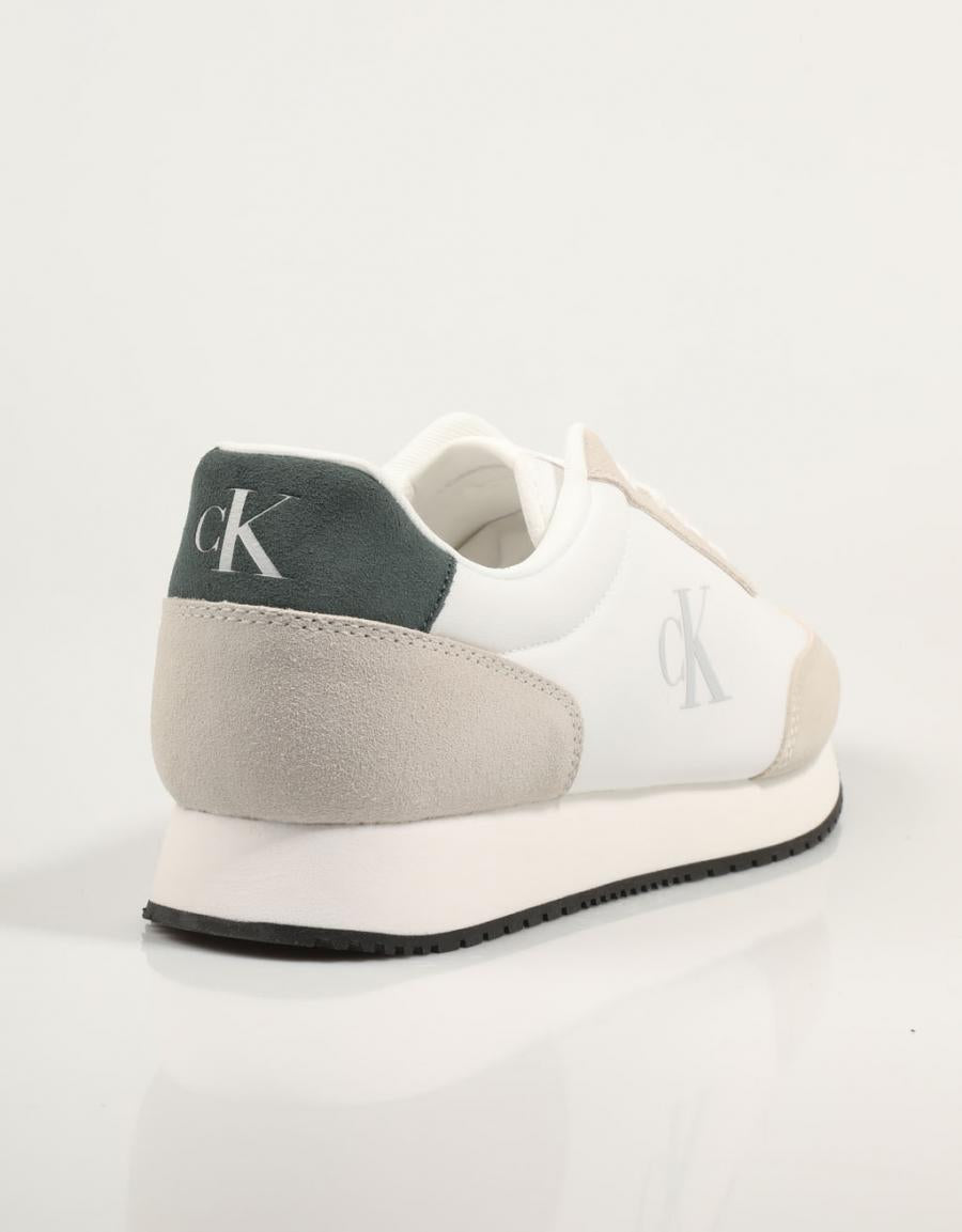 ZAPATILLAS CALVIN KLEIN RETRO RUNNER ICONIC SNK en color Blanco
