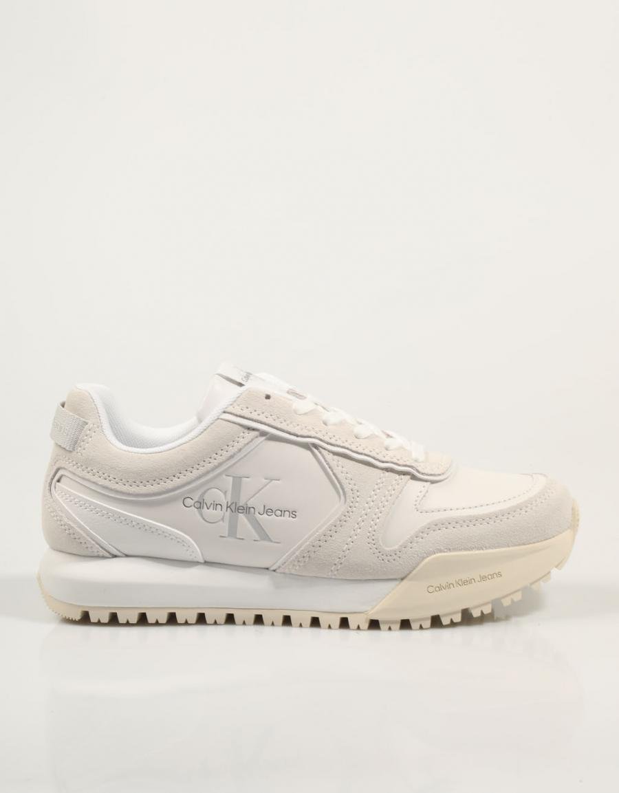 ZAPATILLAS CALVIN KLEIN TOOTHY RUNNER IRREGULKAR LINES W en color Blanco