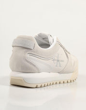 Calvin Klein Zahn Runner Irregulkar Linien mit Schuhen in Weiß