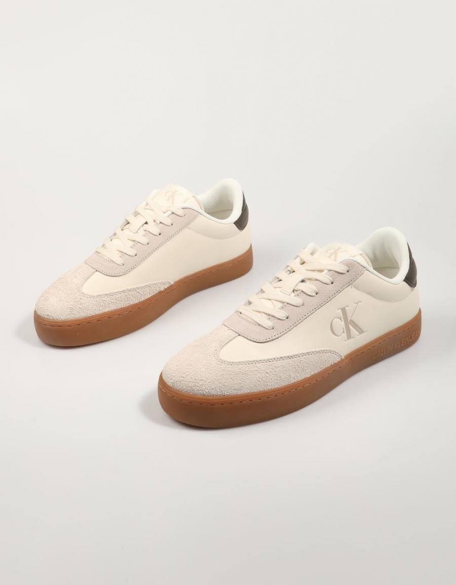 ZAPATILLAS CALVIN KLEIN CLASSIC CUPLOW LACEUP LTH FAD en color Blanco