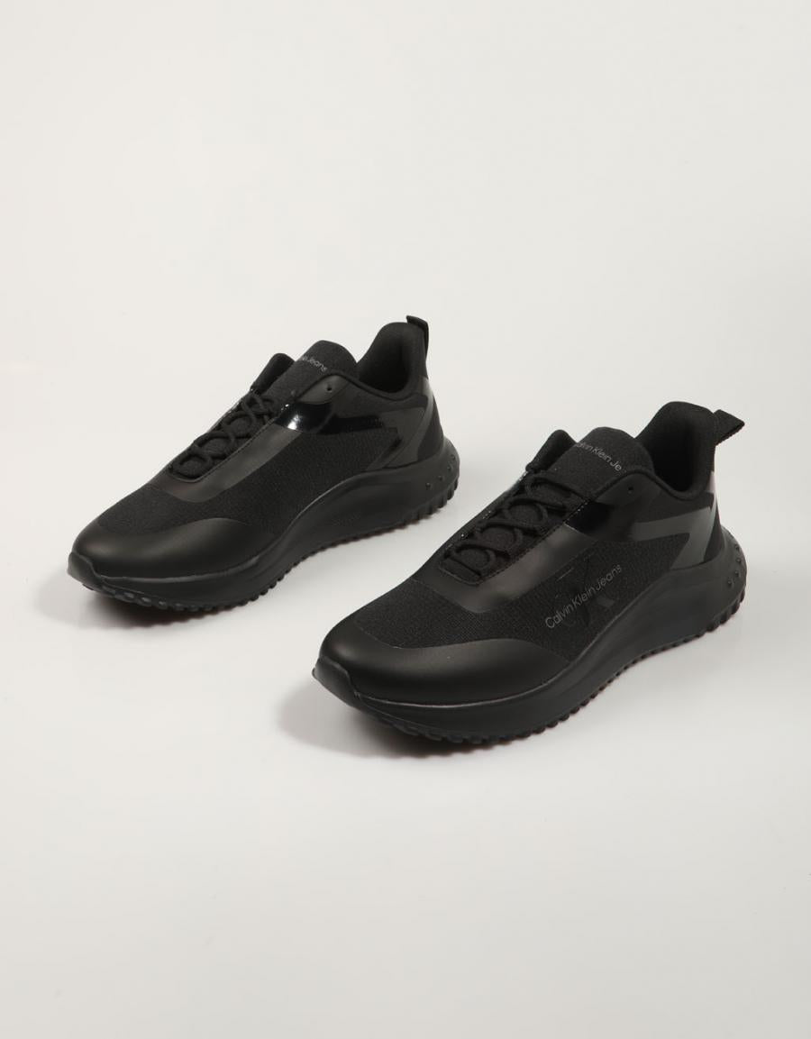Calvin Klein Eva Runner Low Lace Ml Mix Sneakers in nero