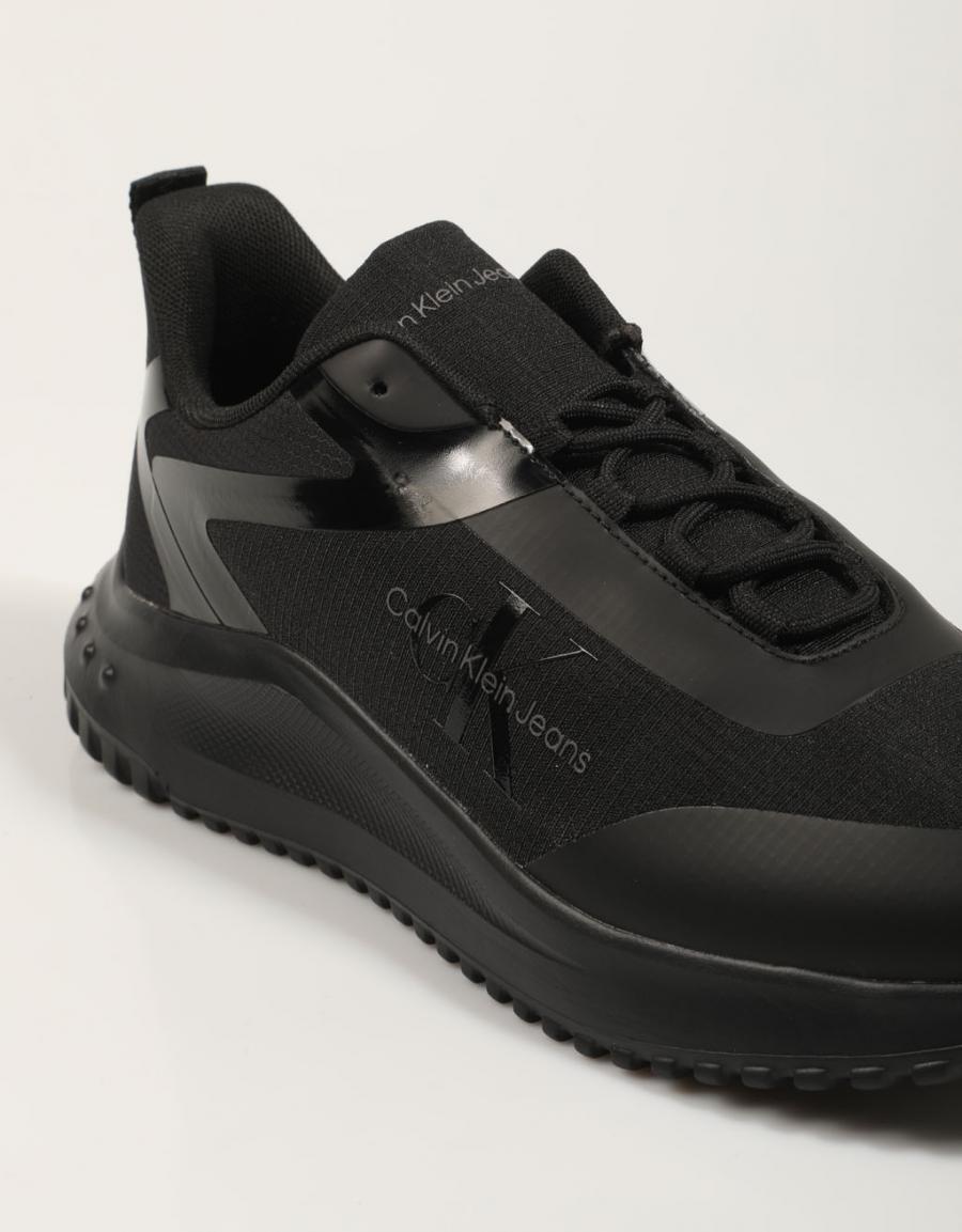 Calvin Klein Eva Runner Low Lace Ml Mix Sneakers in nero