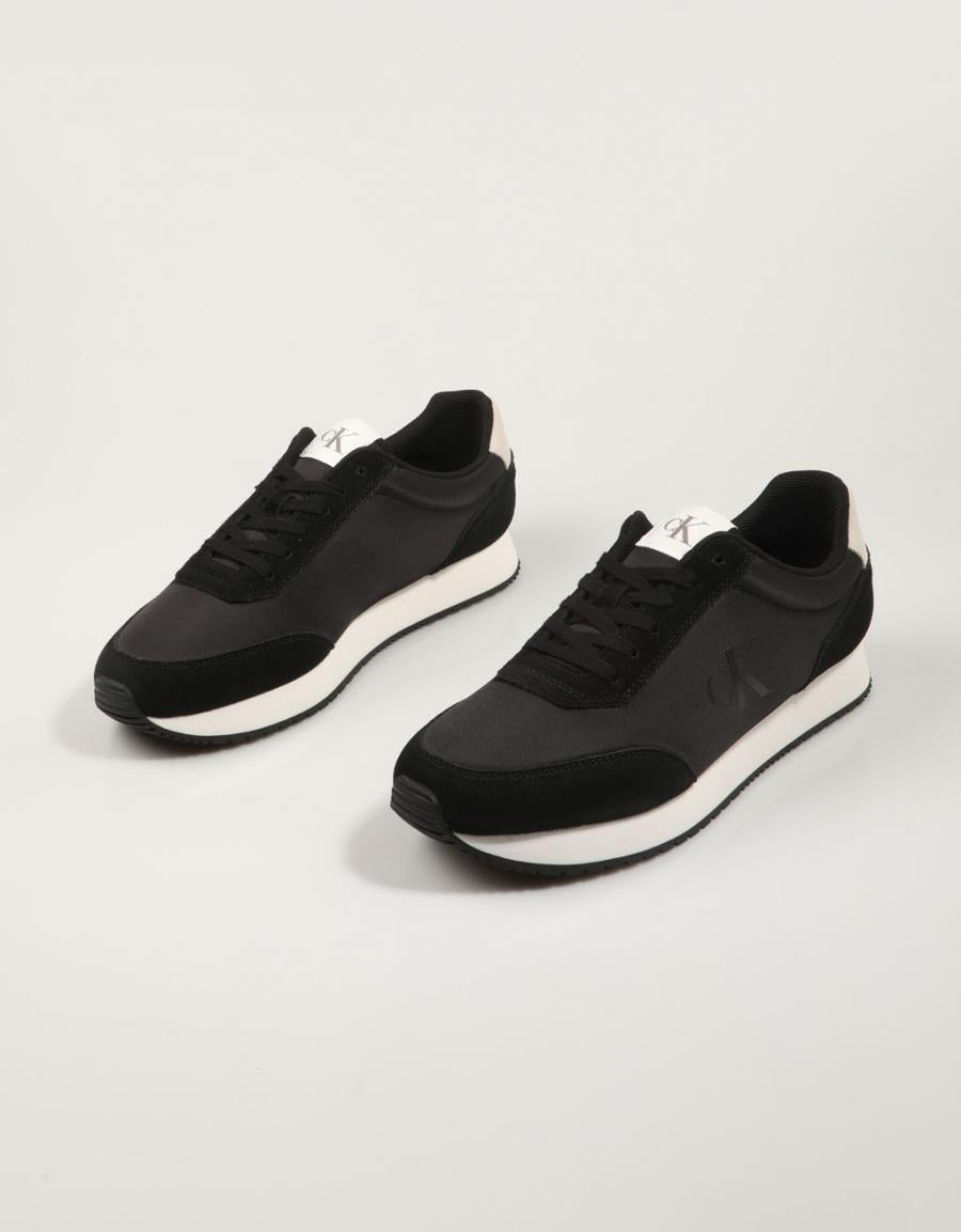 Calvin Klein Retro Runner SNK SNK Sneakers in Schwarz