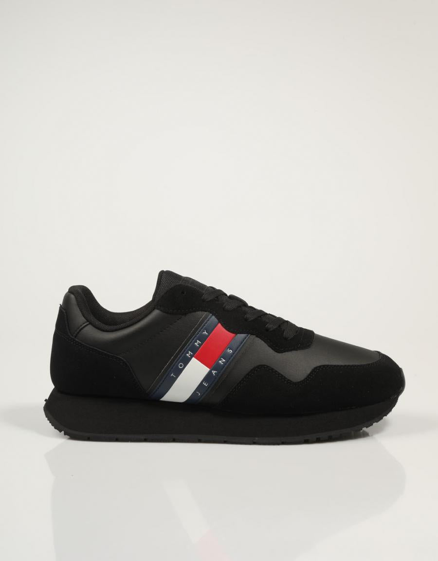 Tommy Hilfiger TJM Modern Runner Shoes in Black