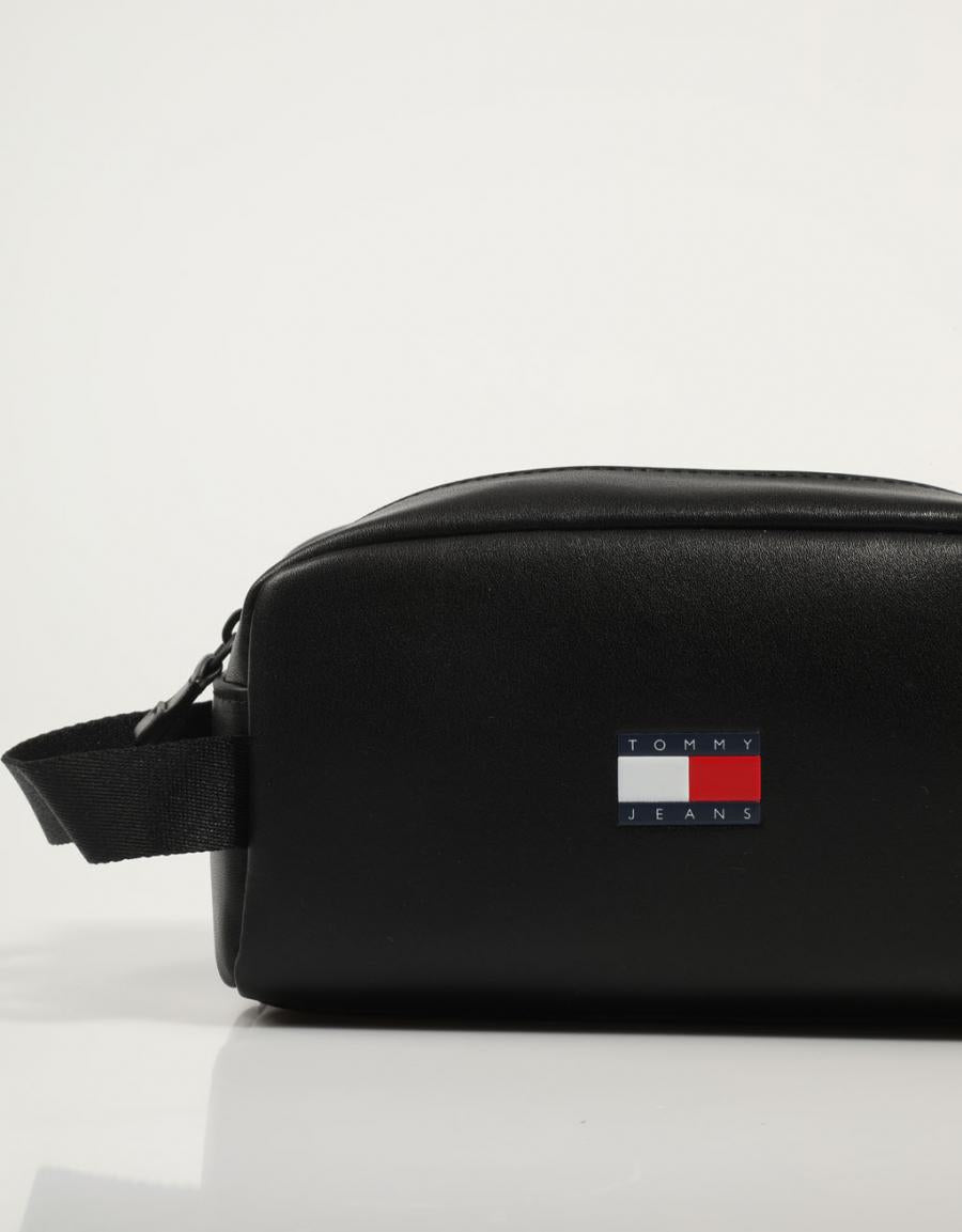 Bolsa Tommy Hilfiger TJM Archive Leather Washbag em preto