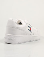 Tommy Hilfiger TJM Basket ESS in Sneaker bianche