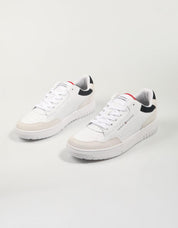 ZAPATILLAS TOMMY HILFIGER TH BASKET CORE LTH MIX ESS en color Blanco