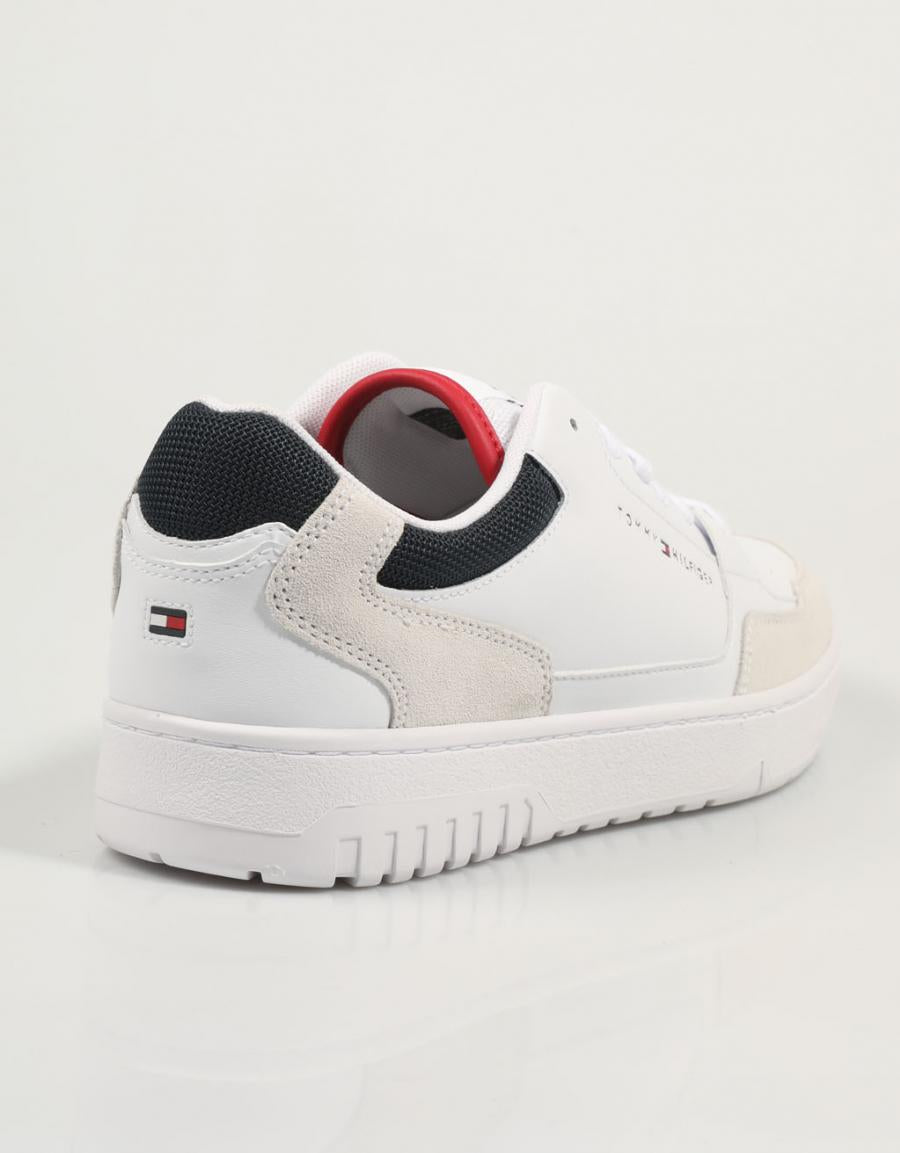 ZAPATILLAS TOMMY HILFIGER TH BASKET CORE LTH MIX ESS en color Blanco
