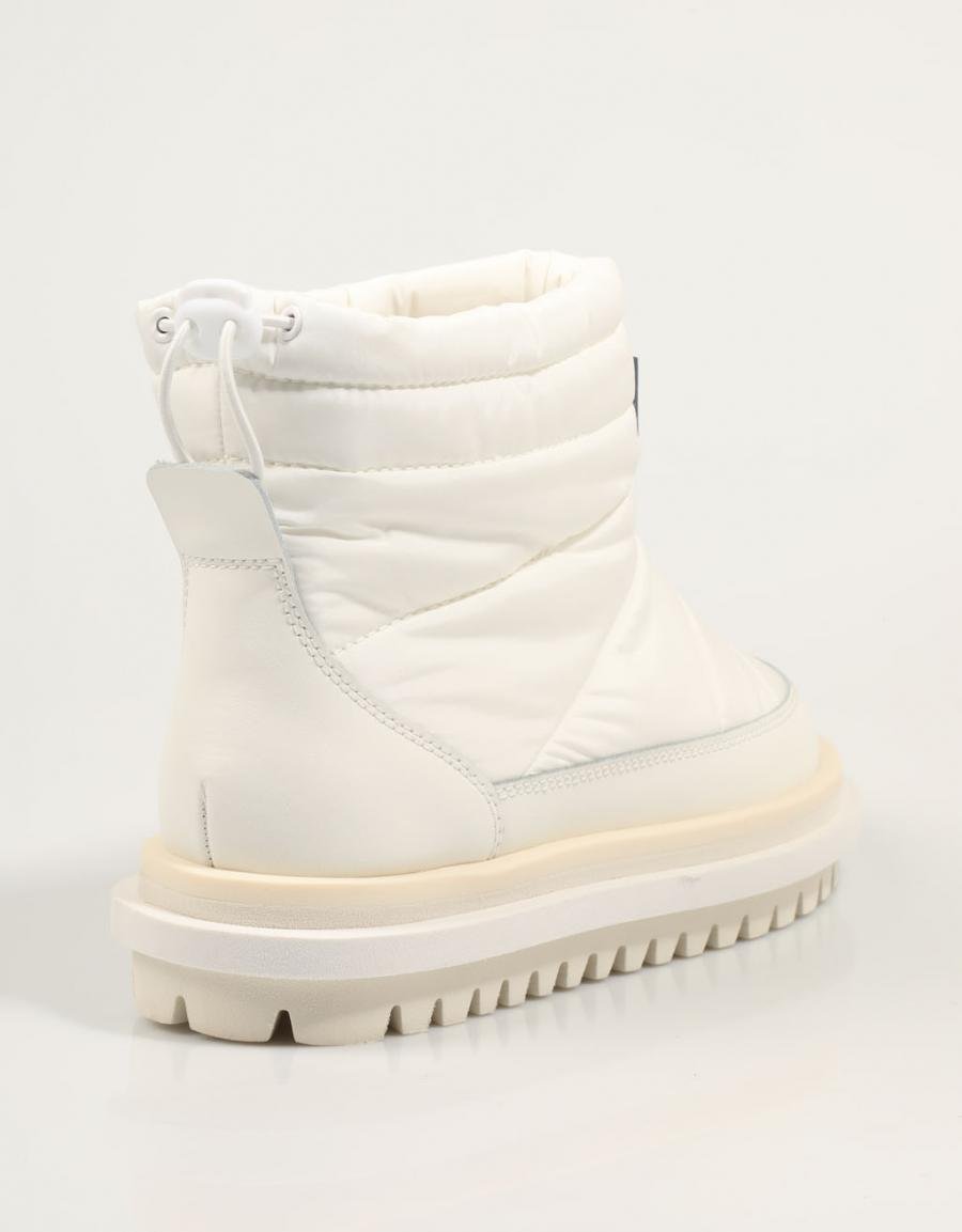 BOTINES TOMMY HILFIGER TJW PADDED FLAT BOOT WL en color Hielo
