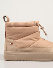 Botinos Tommy Hilfiger Flag Nylon Mini Snowboot em Color Negro