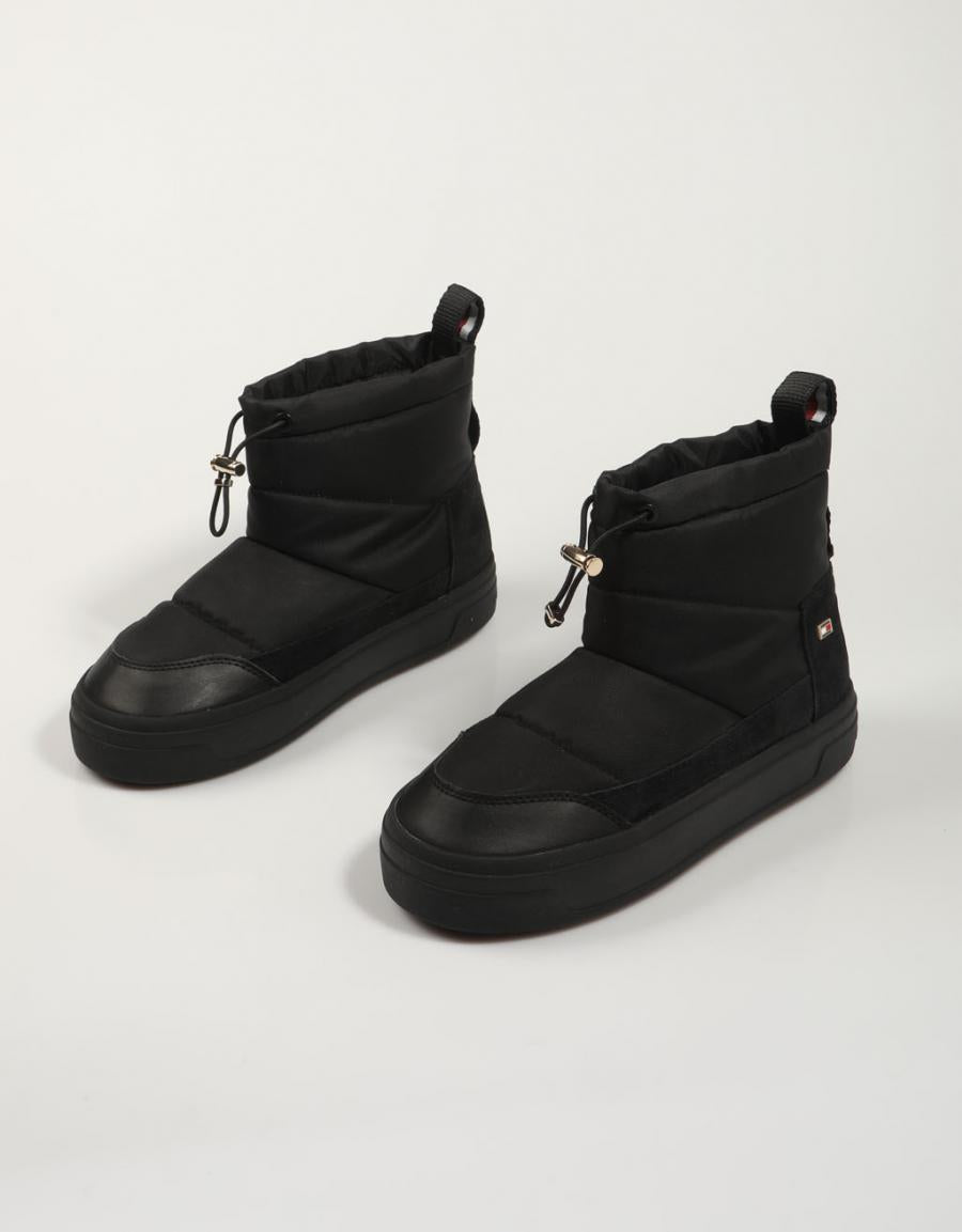 BOTINES TOMMY HILFIGER FLAG NYLON MINI SNOWBOOT en color Beige