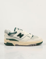 Sneakers NEW BALANCE BB550 in white