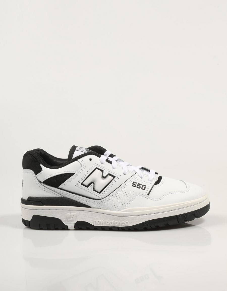 ZAPATILLAS NEW BALANCE BB550 en color Blanco