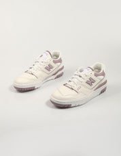 ZAPATILLAS NEW BALANCE BBW550 en color Blanco