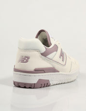 ZAPATILLAS NEW BALANCE BBW550 en color Blanco